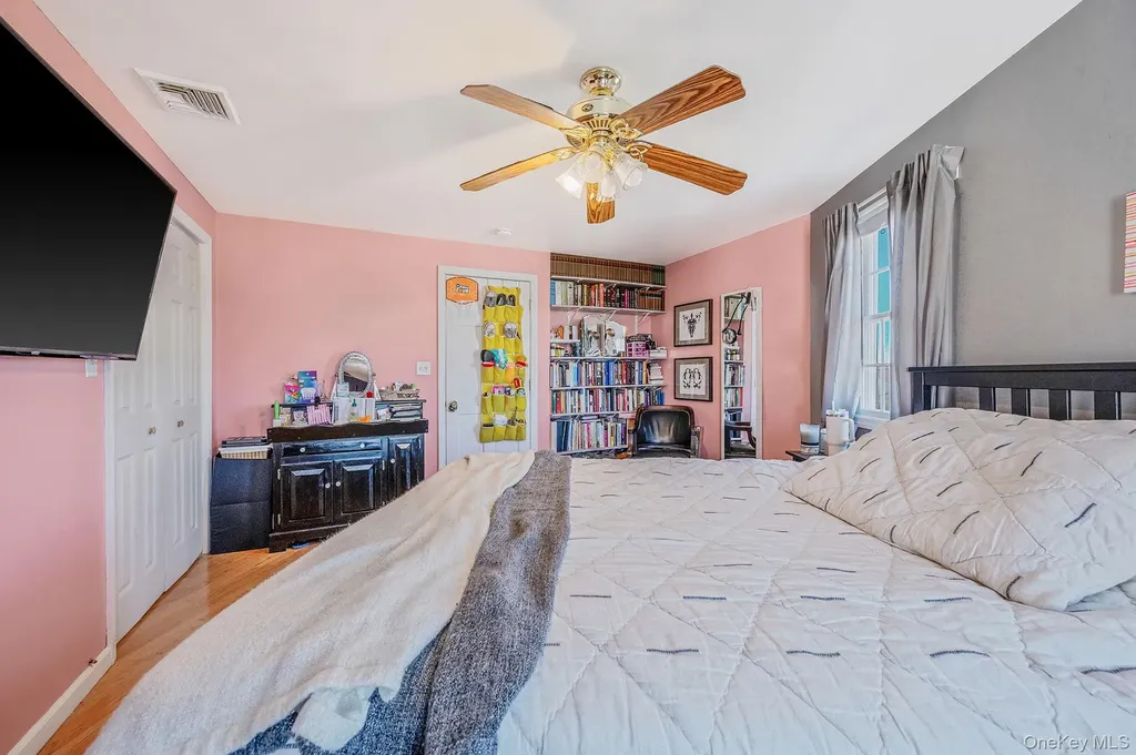 268 W Shore Drive Massapequa NY 11758
