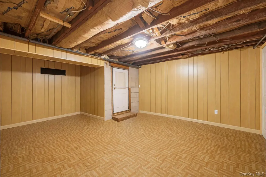 268 W Shore Drive Massapequa NY 11758