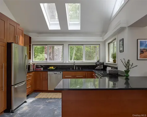 611 N Clove Road Millbrook NY 12545