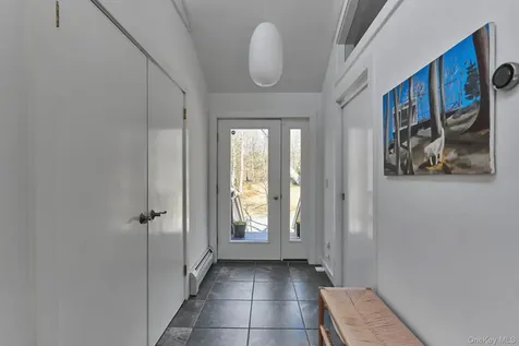 611 N Clove Road Millbrook NY 12545