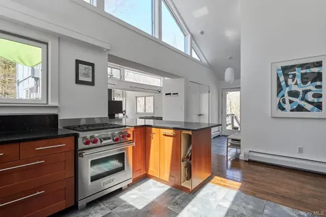 611 N Clove Road Millbrook NY 12545