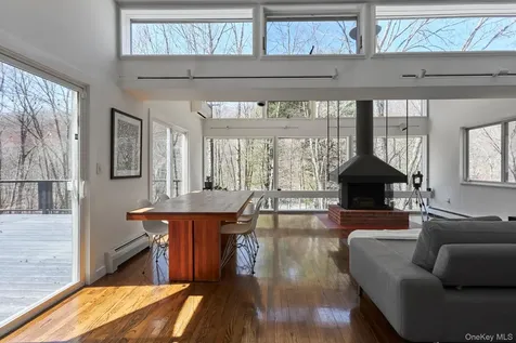 611 N Clove Road Millbrook NY 12545