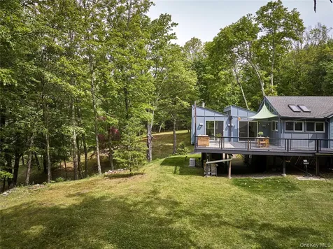 611 N Clove Road Millbrook NY 12545