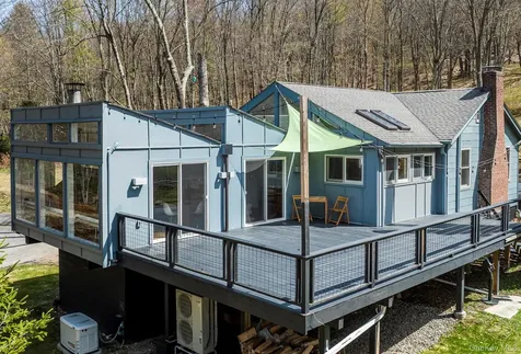 611 N Clove Road Millbrook NY 12545