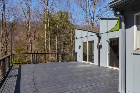 611 N Clove Road Millbrook NY 12545