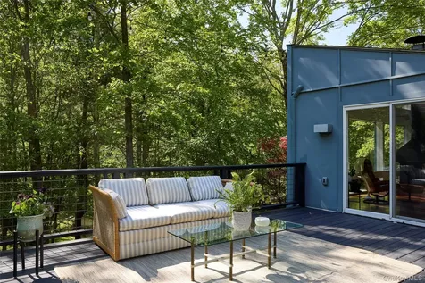 611 N Clove Road Millbrook NY 12545