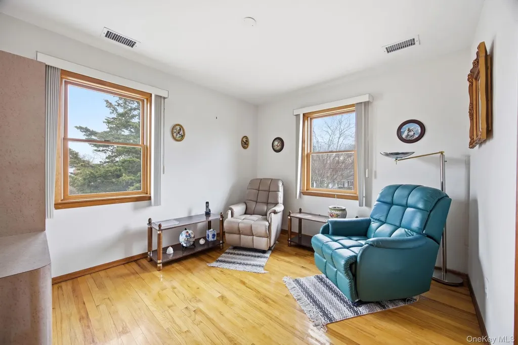 1450 Mccann Lane Riverhead NY 11944