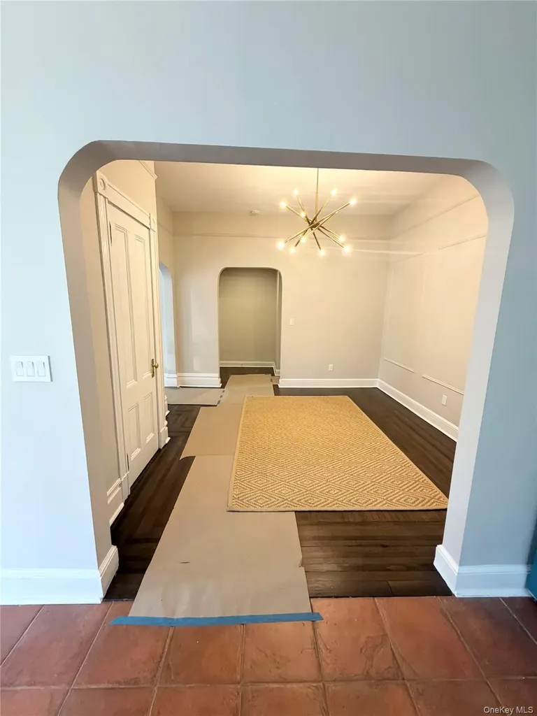 65 Summit Avenue Sea Cliff NY 11579