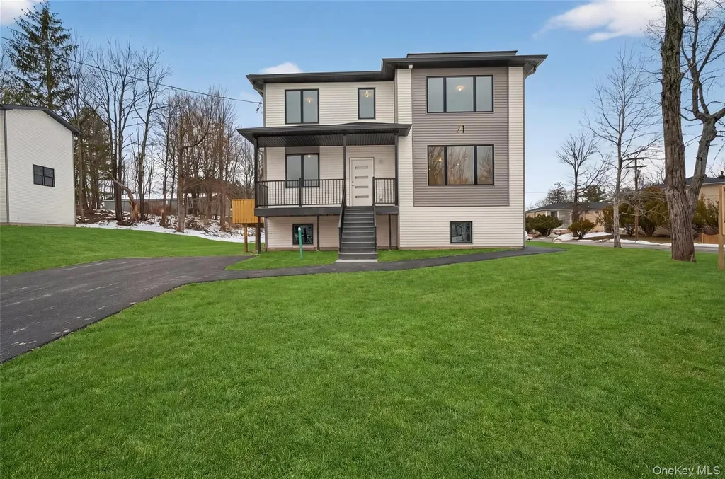 71 Lawrence Avenue Monticello NY 12701