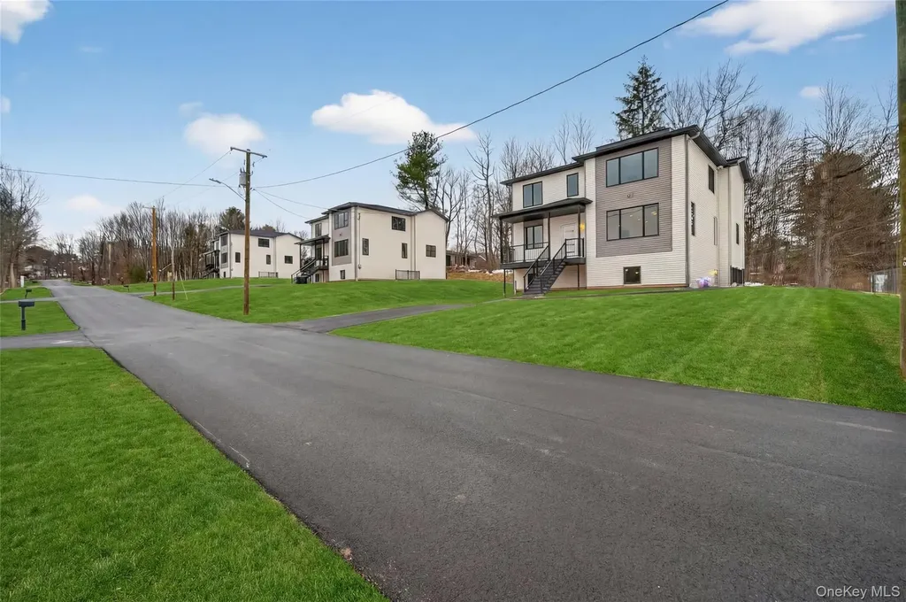 71 Lawrence Avenue Monticello NY 12701