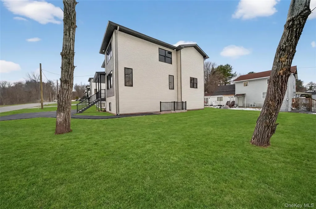 71 Lawrence Avenue Monticello NY 12701