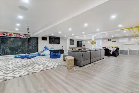 171 Beach 148th Street Neponsit NY 11694