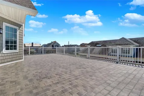 171 Beach 148th Street Neponsit NY 11694