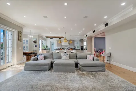 171 Beach 148th Street Neponsit NY 11694
