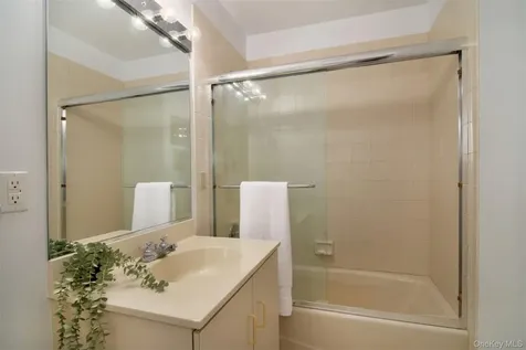 72 Sunnyside Place Irvington NY 10533