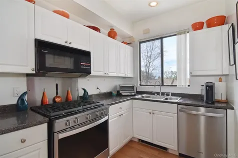72 Sunnyside Place Irvington NY 10533