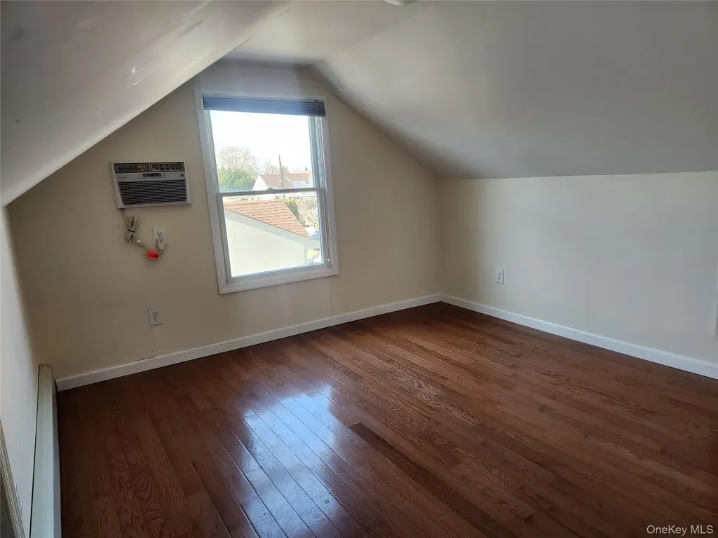 610 Bermuda Road West Babylon NY 11704