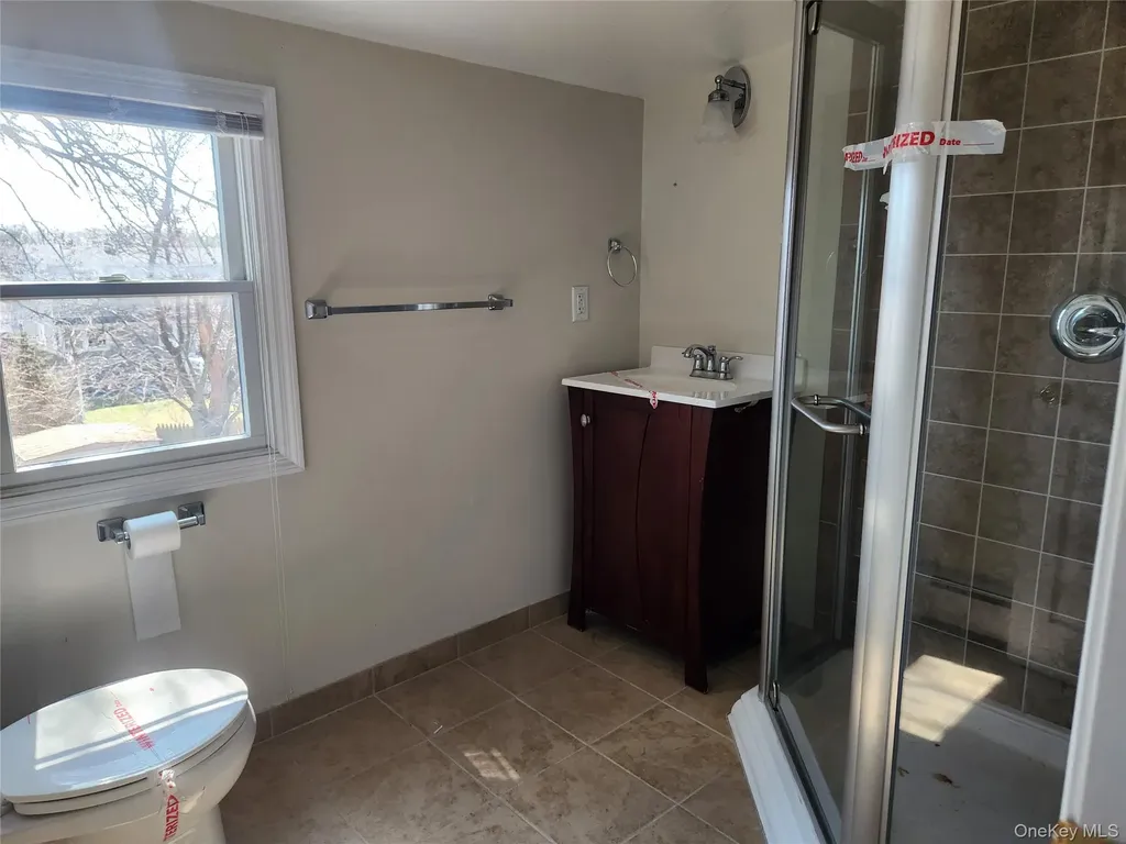 610 Bermuda Road West Babylon NY 11704