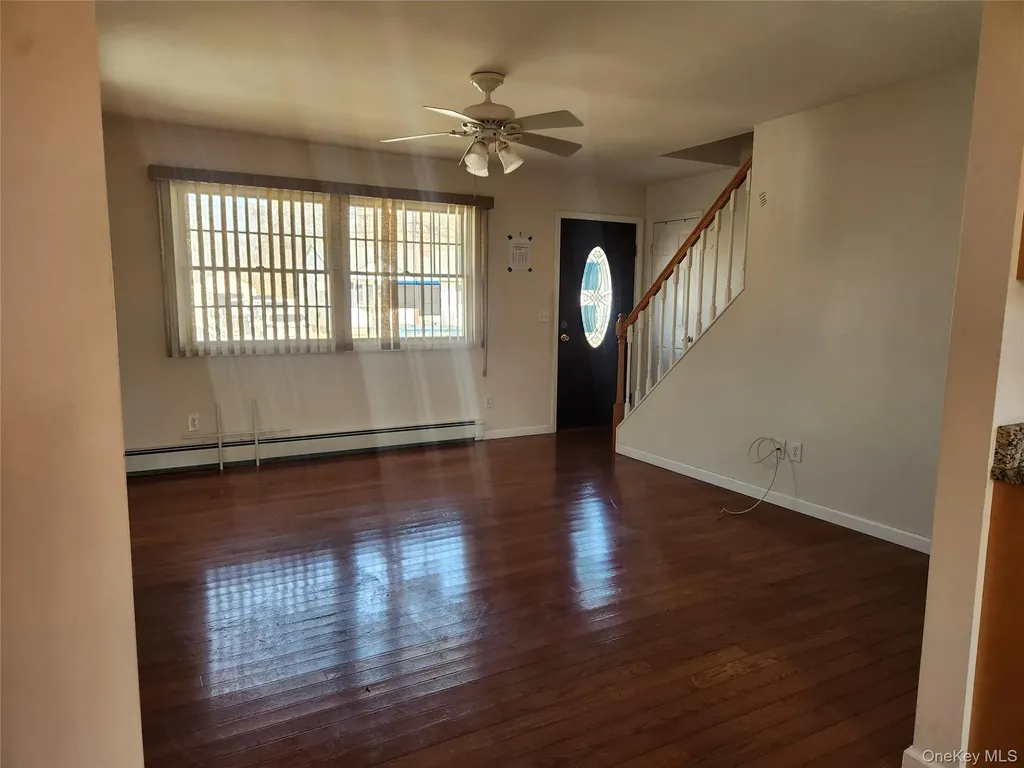 610 Bermuda Road West Babylon NY 11704