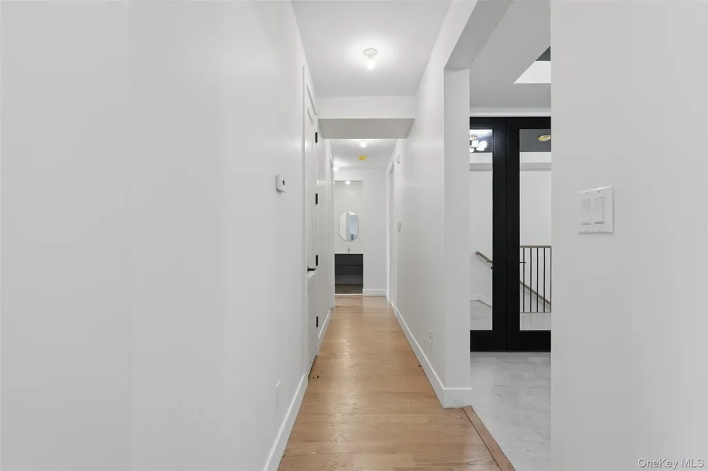 3 Valley Way Spring Valley NY 10977