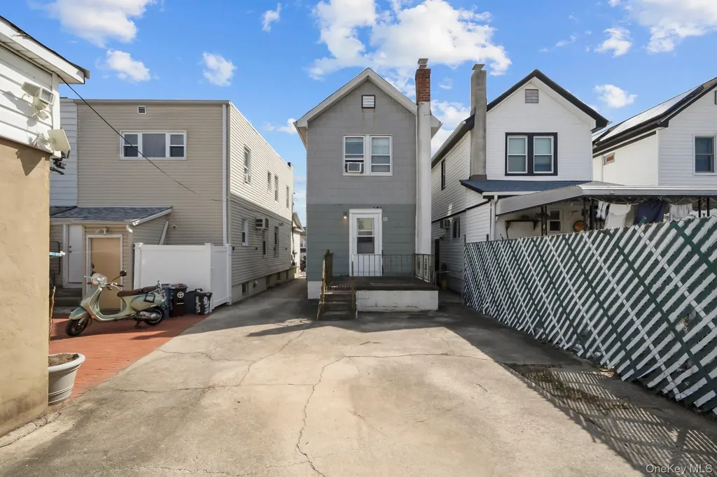 8511 Sutter Avenue Ozone Park NY 11417