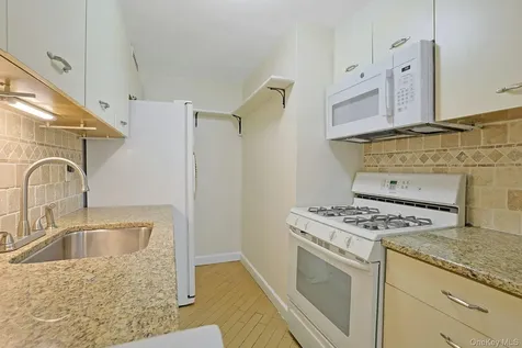1270 North Avenue New Rochelle NY 10804
