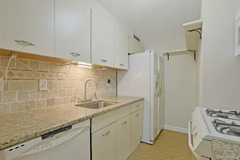 1270 North Avenue New Rochelle NY 10804