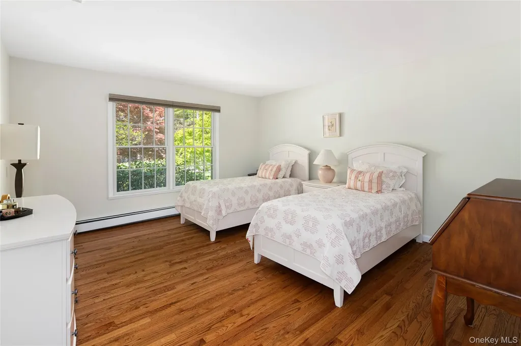 16 Carolyn Place Armonk NY 10504