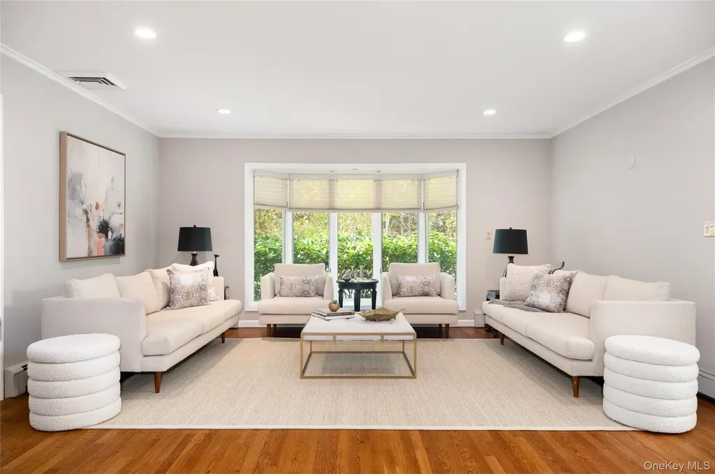 16 Carolyn Place Armonk NY 10504