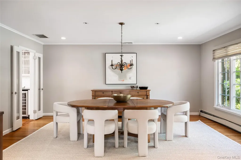 16 Carolyn Place Armonk NY 10504