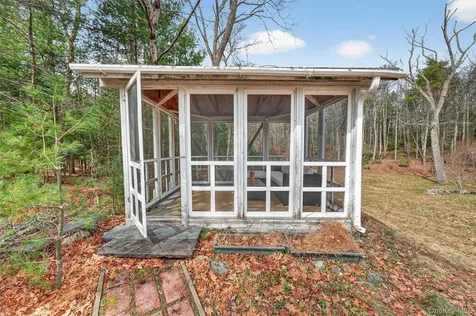 274 Morgan Hill Road Hurley NY 12443