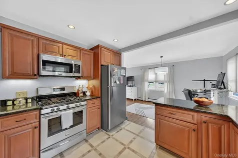 274 Morgan Hill Road Hurley NY 12443