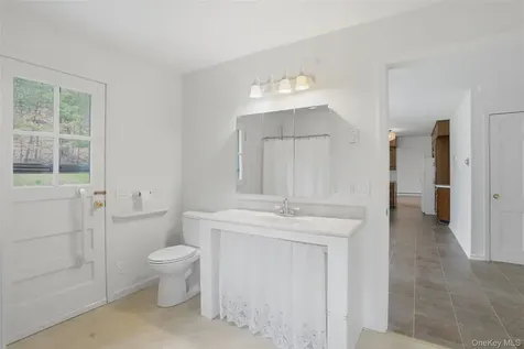 2320 Glasco Turnpike Woodstock NY 12498