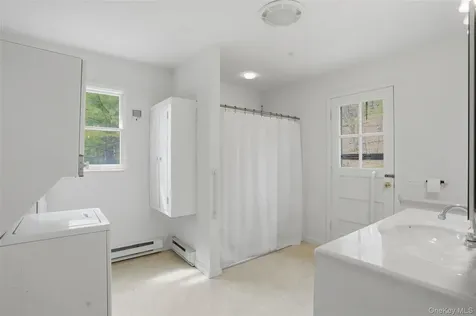 2320 Glasco Turnpike Woodstock NY 12498