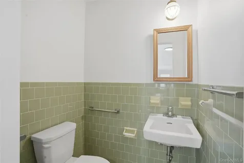 2320 Glasco Turnpike Woodstock NY 12498