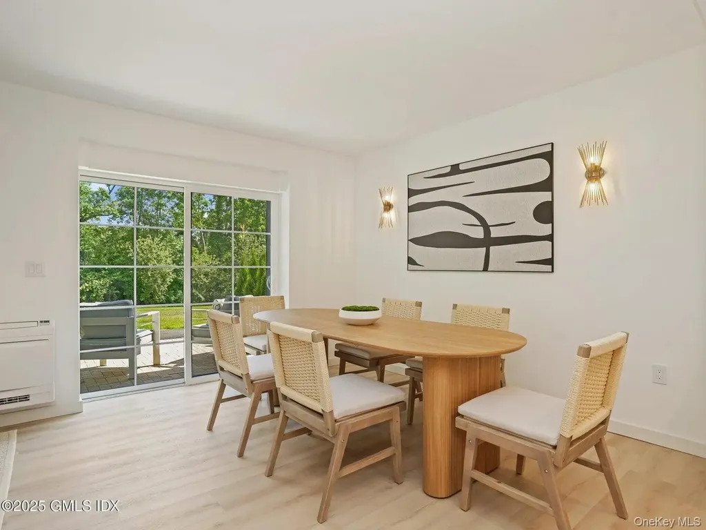 1188 King Greenwich NY 06831