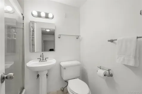 505 Central Avenue White Plains NY 10606
