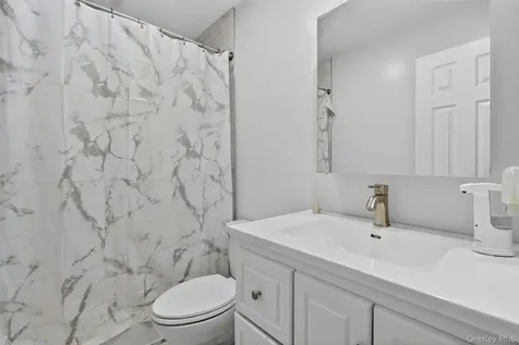 1 Church Lane Valley Cottage NY 10989