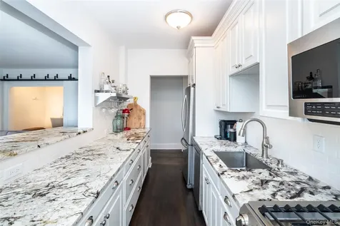 11 Alden Road Larchmont NY 10538