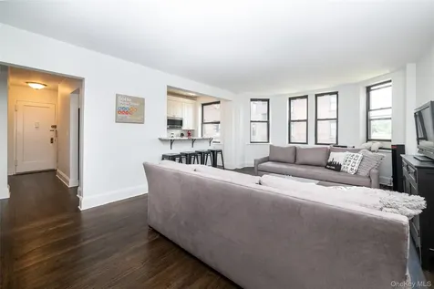 11 Alden Road Larchmont NY 10538