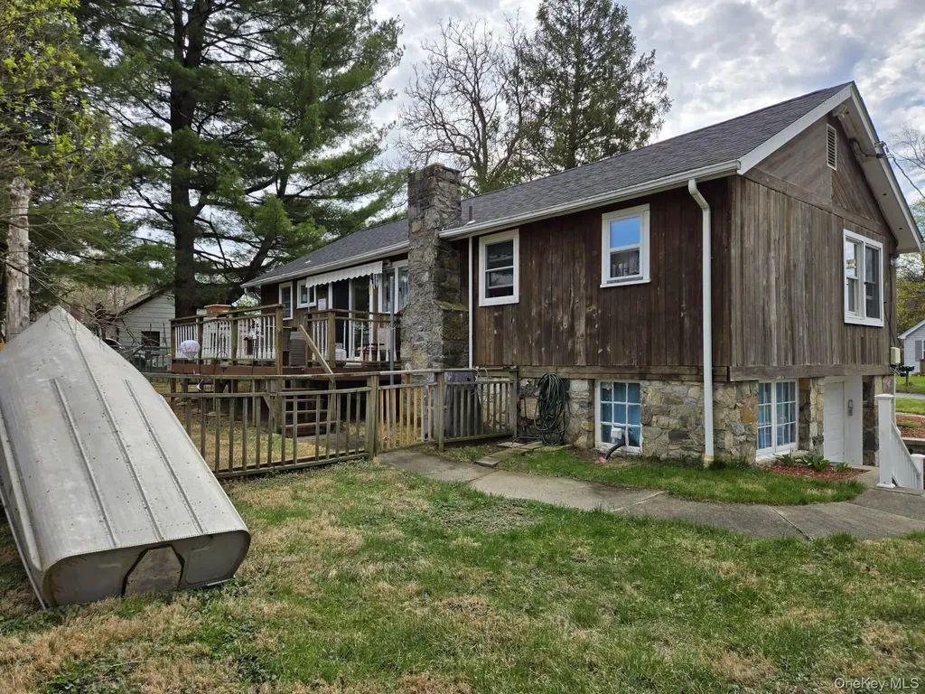 14 Lowell Road Carmel NY 10512