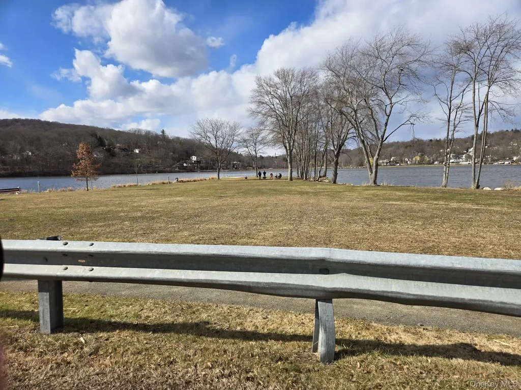14 Lowell Road Carmel NY 10512