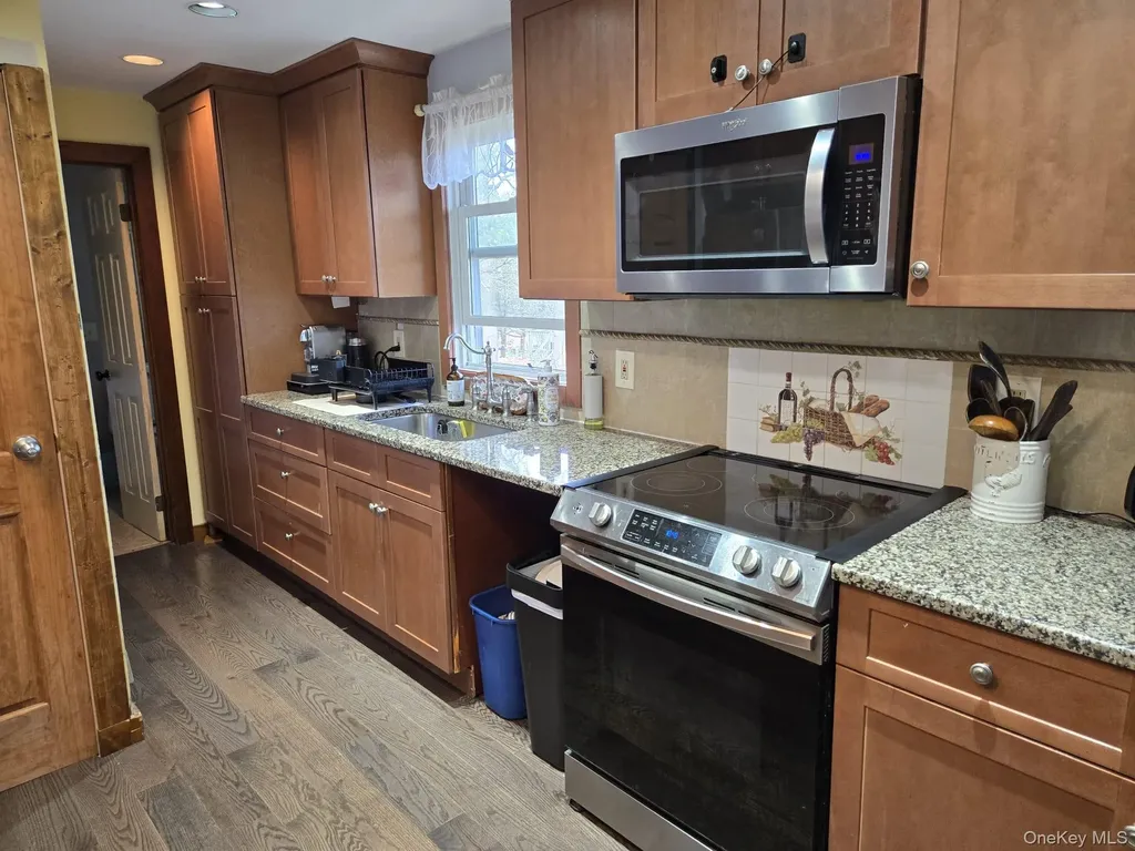 14 Lowell Road Carmel NY 10512
