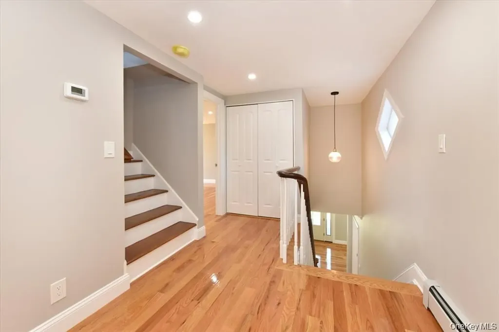 87 Dunlop Road Huntington NY 11743