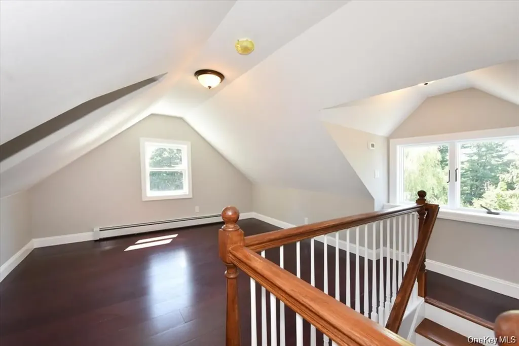 87 Dunlop Road Huntington NY 11743