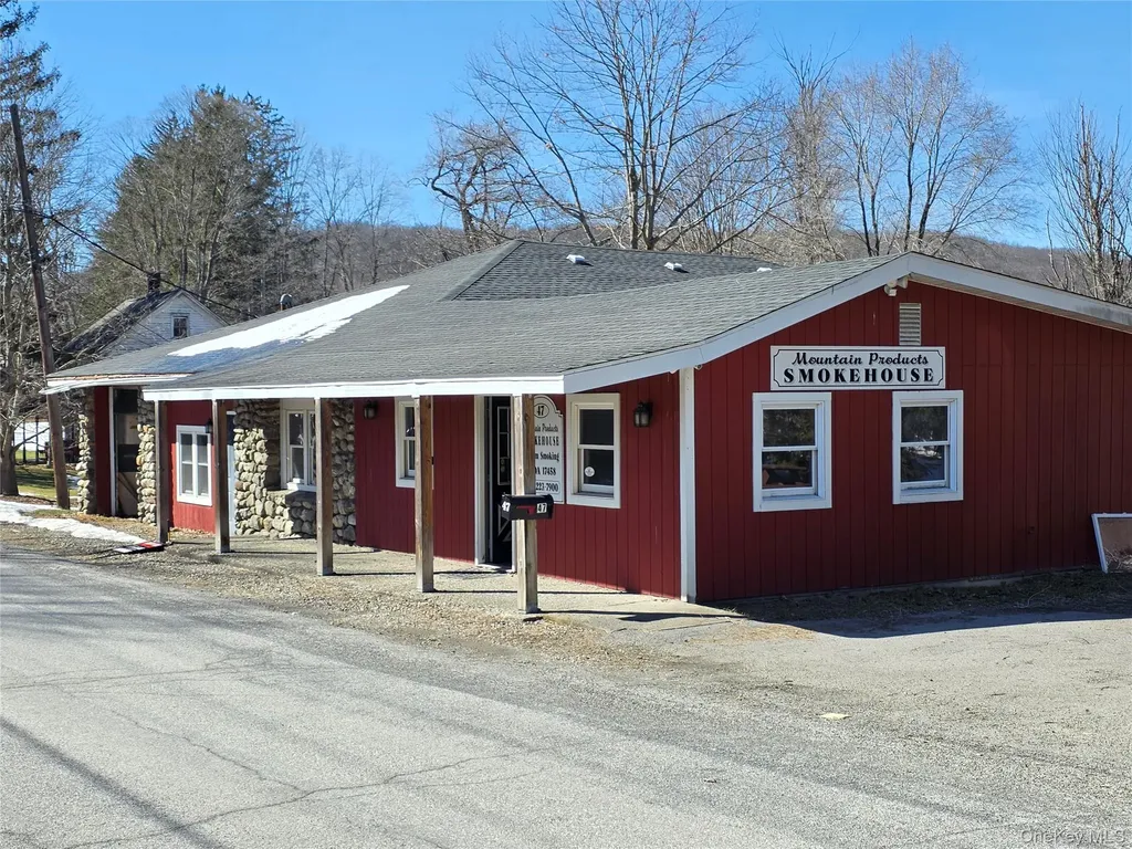 47 Burdick Road Lagrangeville NY 12540