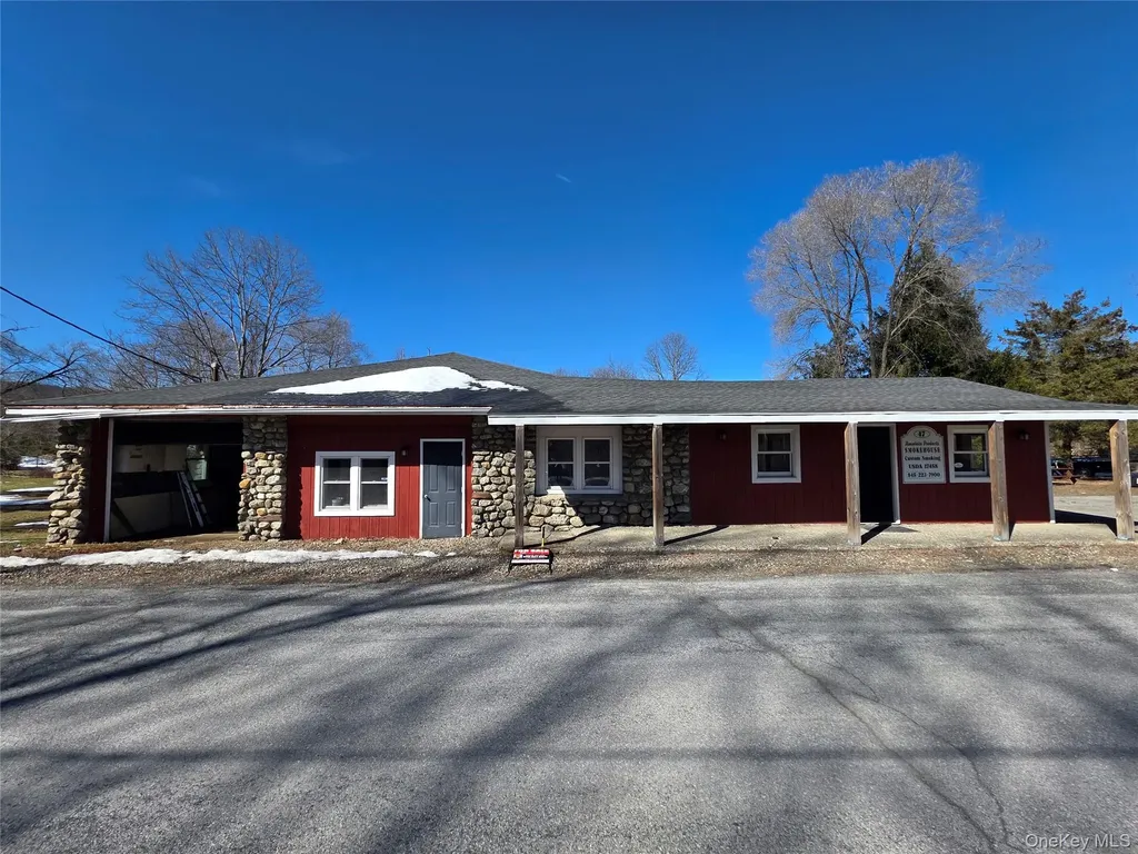 47 Burdick Road Lagrangeville NY 12540