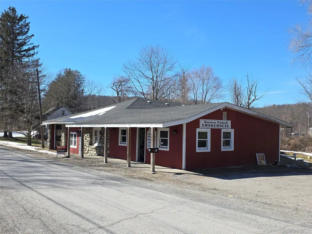 47 Burdick Road Lagrangeville NY 12540