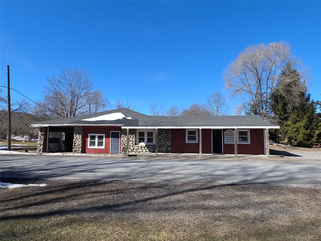 47 Burdick Road Lagrangeville NY 12540