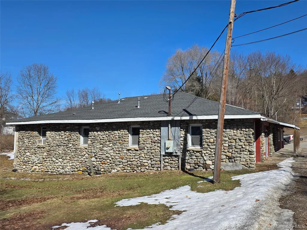 47 Burdick Road Lagrangeville NY 12540